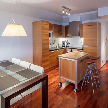 City Center Park View Studio With Sauna And Balcony Helsínquia Exterior foto