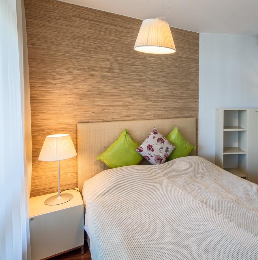City Center Park View Studio With Sauna And Balcony Helsínquia Exterior foto